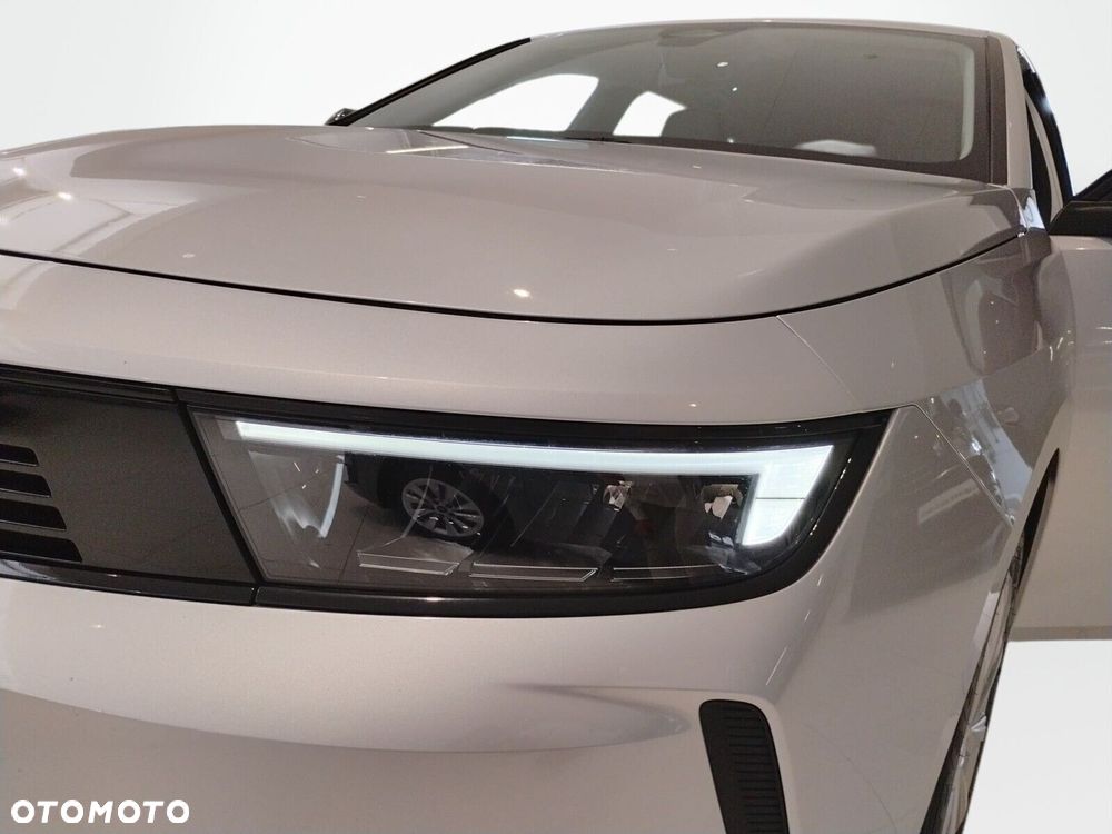 Opel Astra - 32