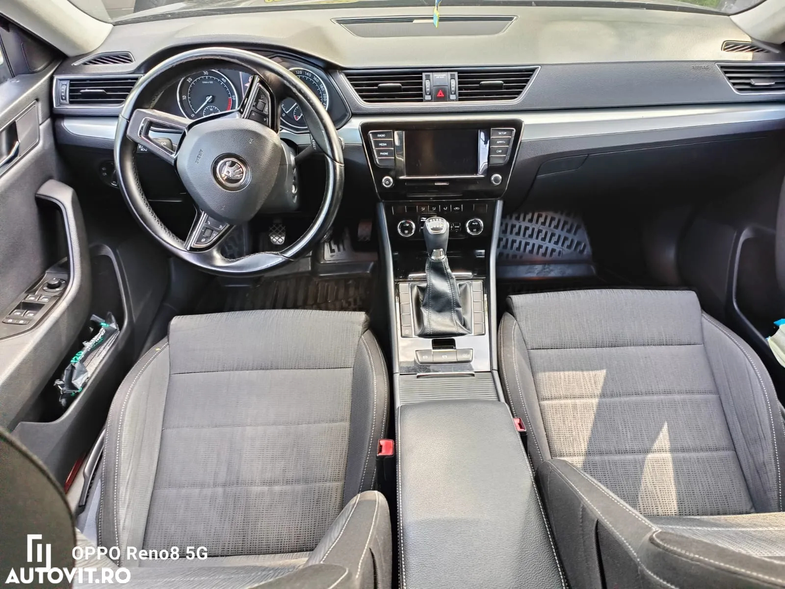 Skoda Superb 2.0 TDI Ambition - 4
