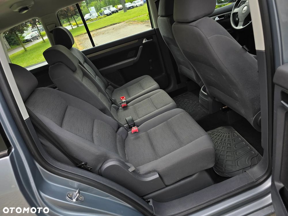Volkswagen Touran 1.6 Basis - 18