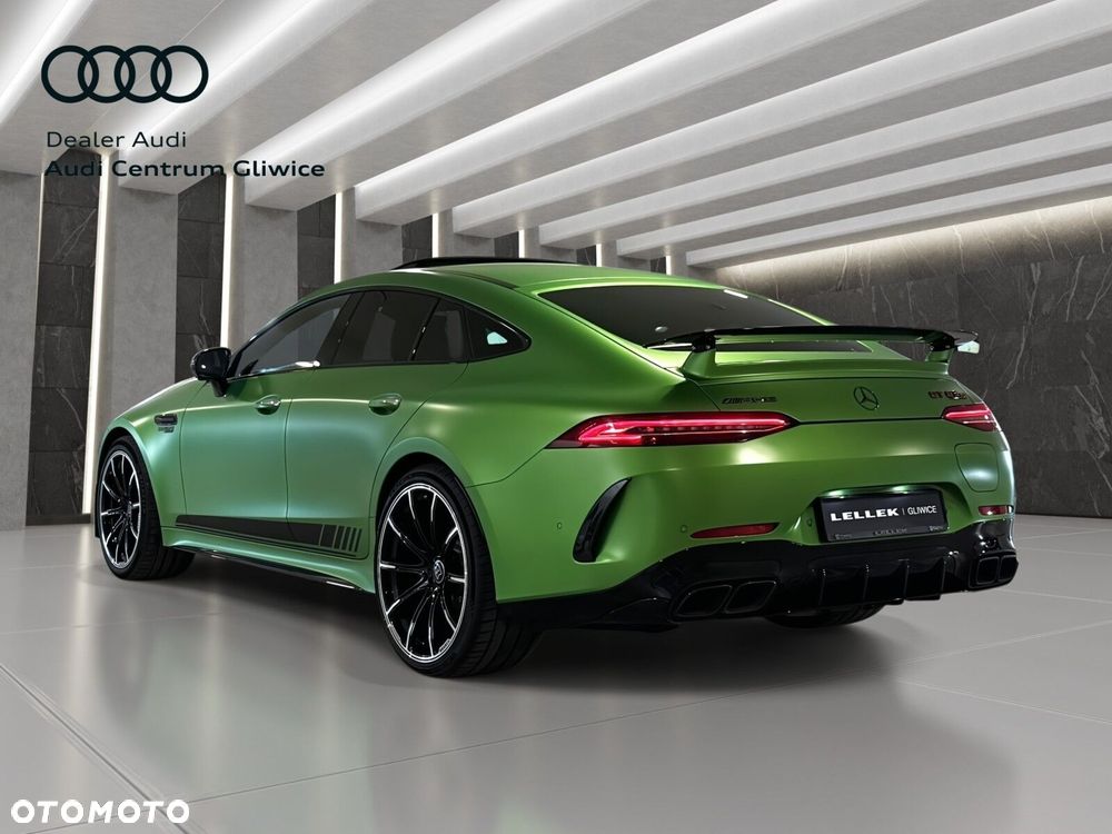 Mercedes-Benz AMG GT - 4