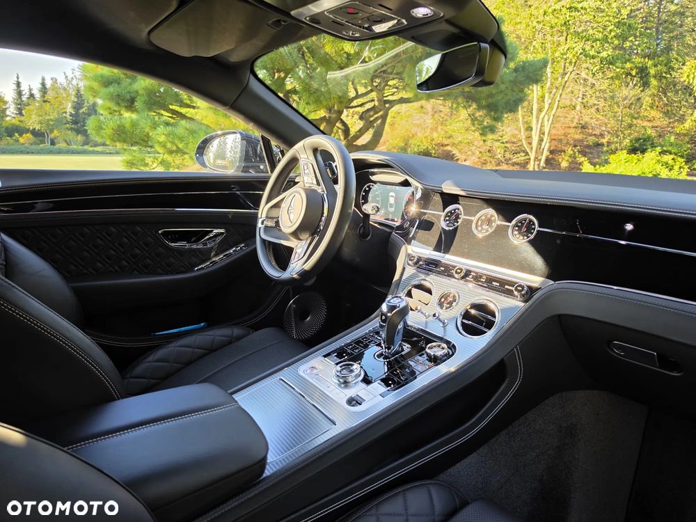 Bentley Continental GT - 13