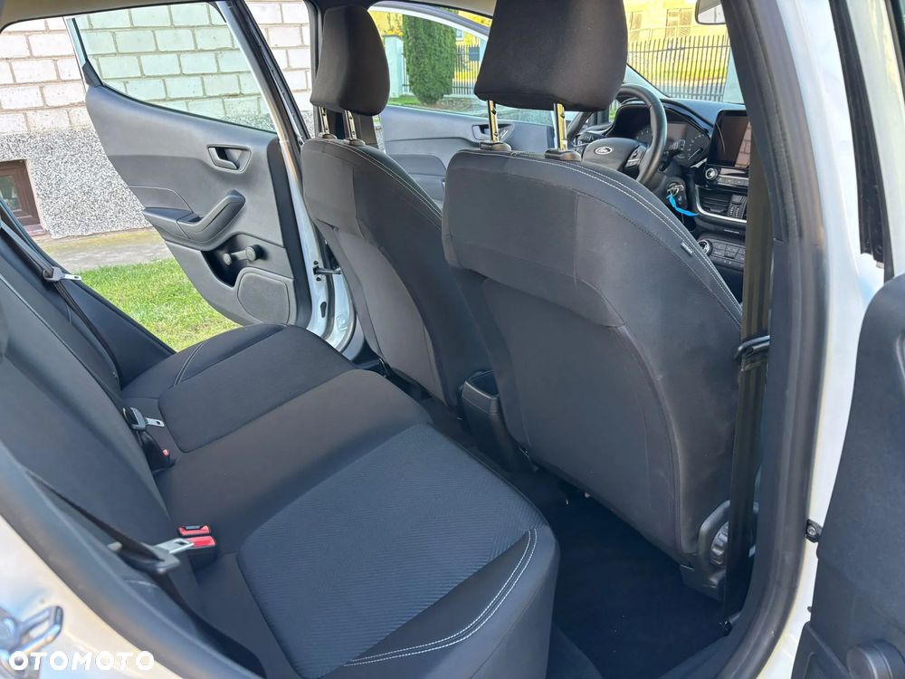 Ford Fiesta - 13