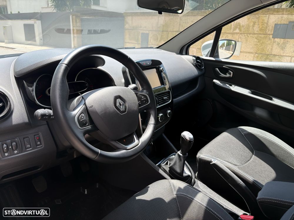 Renault Clio 0.9 TCe Limited - 12