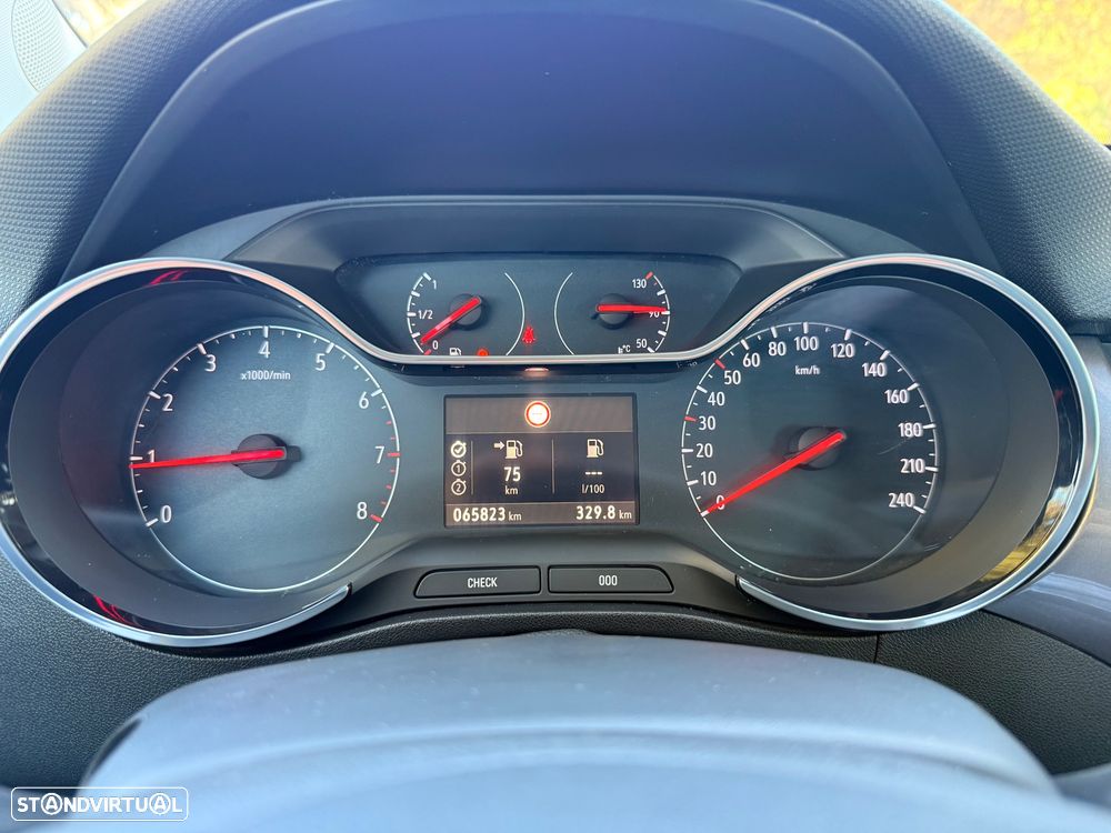 Opel Crossland X 1.2 Edition - 10