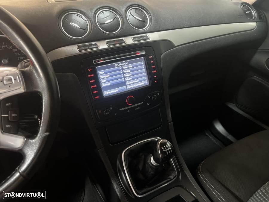 Ford Galaxy 1.6 TDCi Titanium - 15