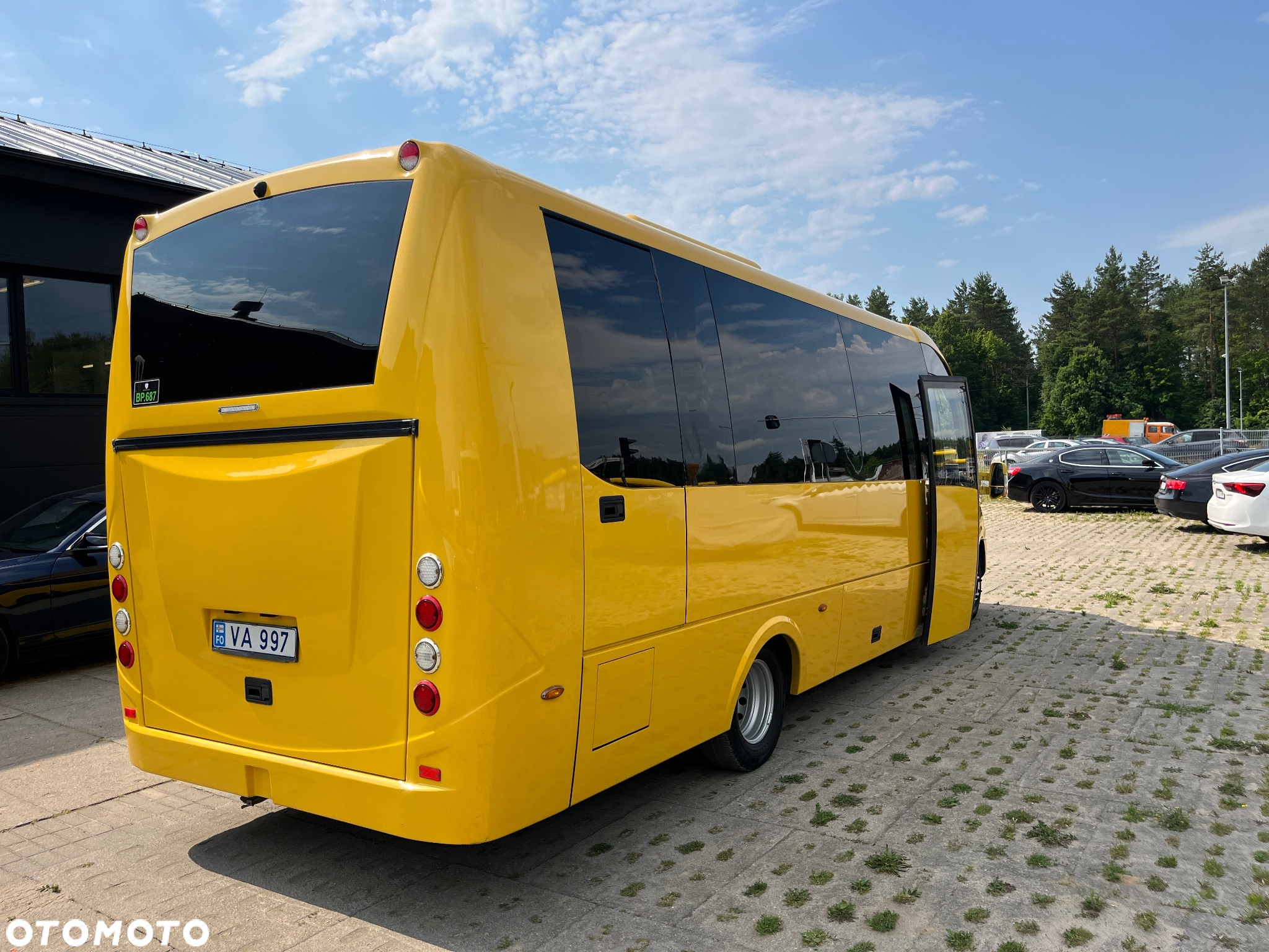 Iveco Rosero First - 3
