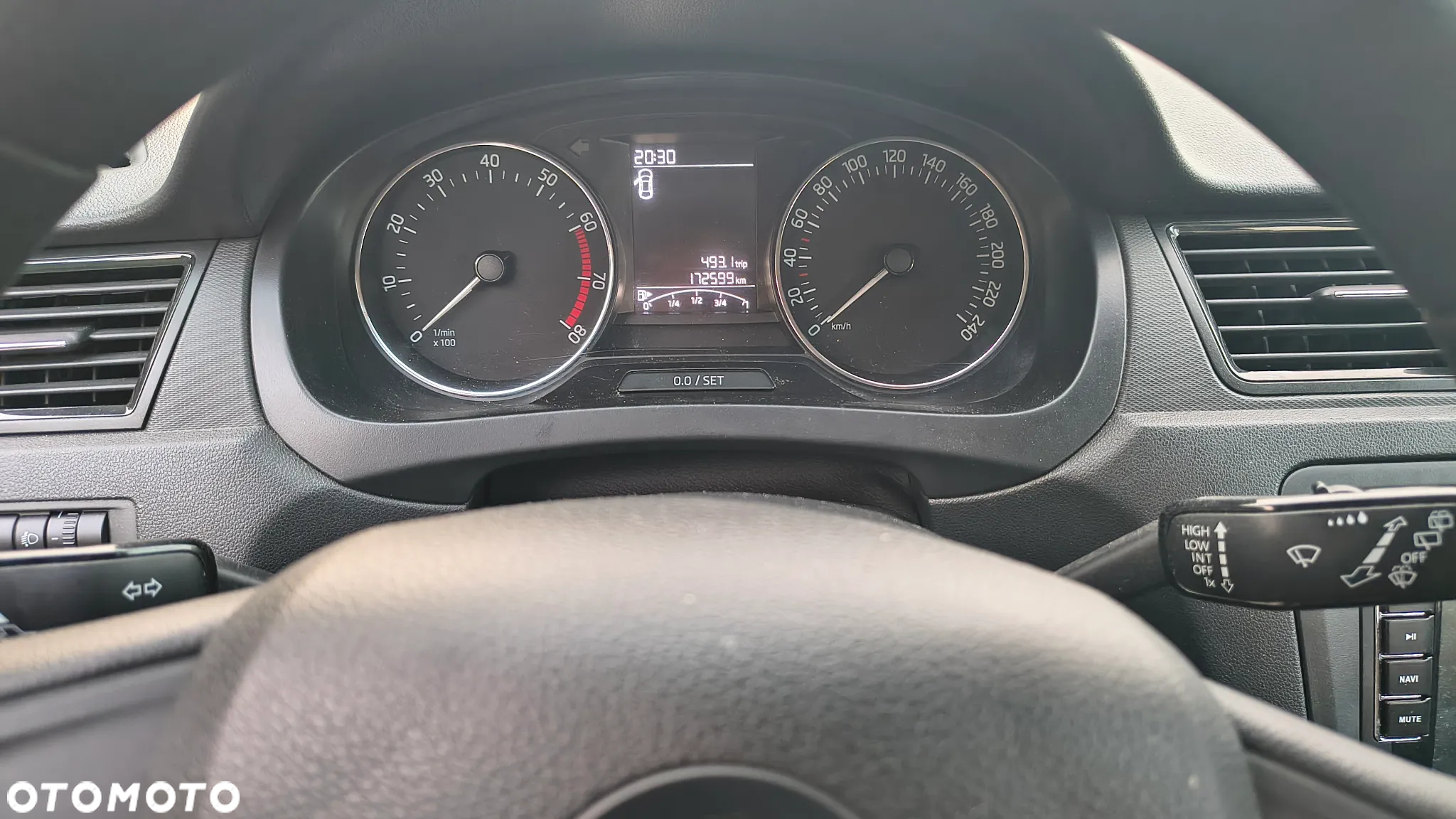 Skoda RAPID 1.2 TSI Active - 11
