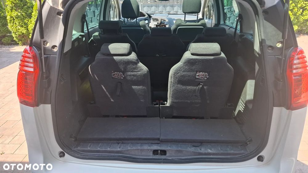 Peugeot 5008 1.6 HDi Access 7os - 14
