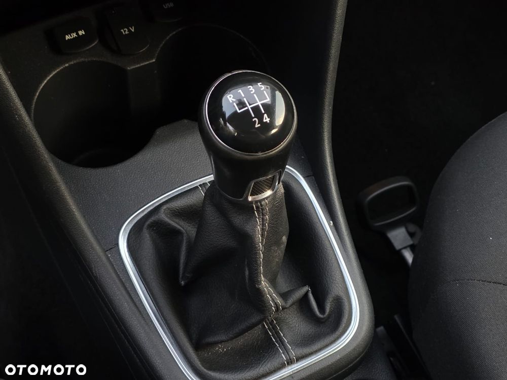 Volkswagen Polo - 8