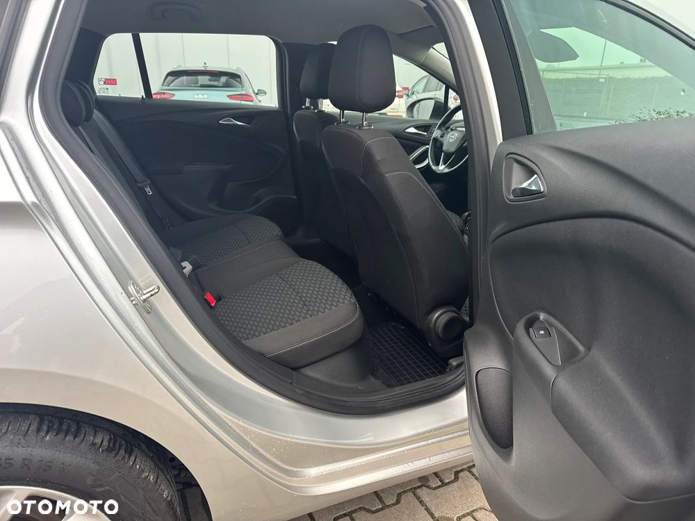 Opel Astra 1.4 T Edition S&S - 16