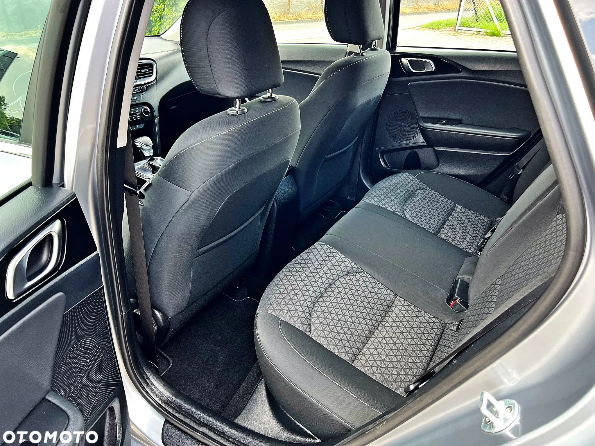 Kia Ceed 1.6 CRDi DCT Spirit - 14