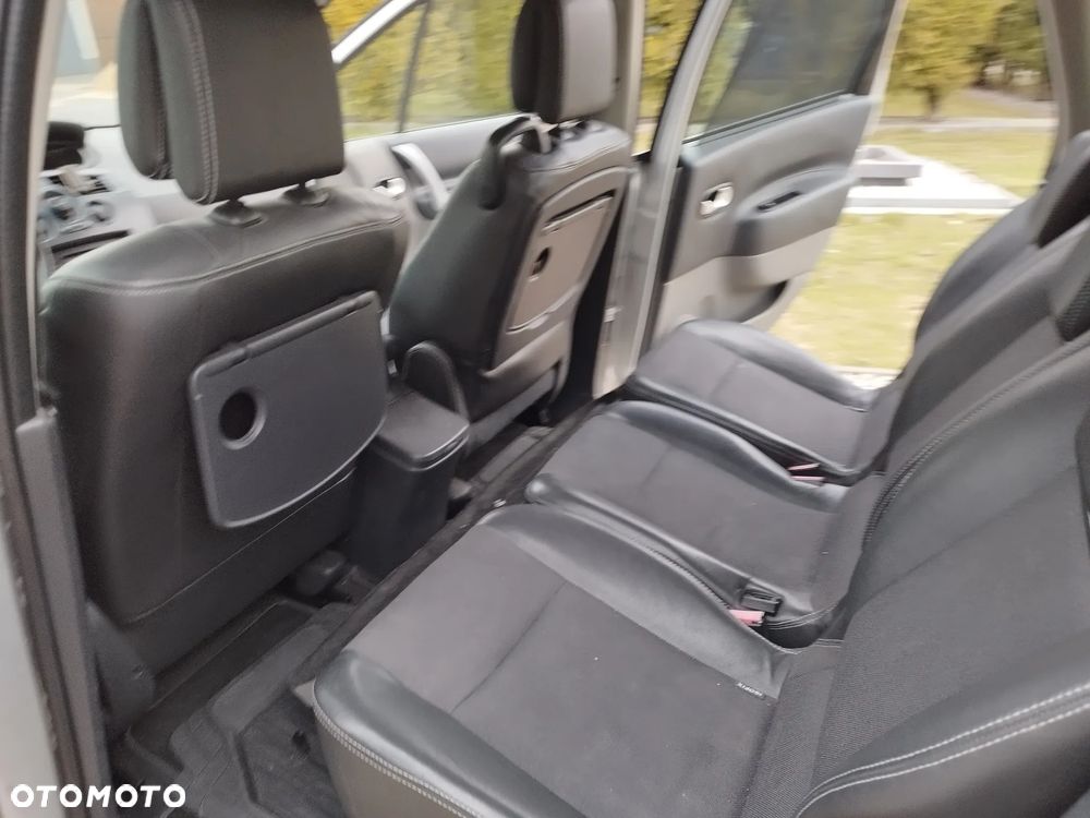 Renault Scenic 1.6 Confort Expression - 25