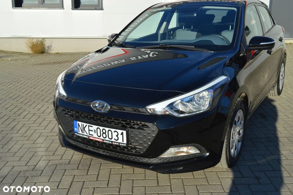 Hyundai i20 blue 1.2 - 4