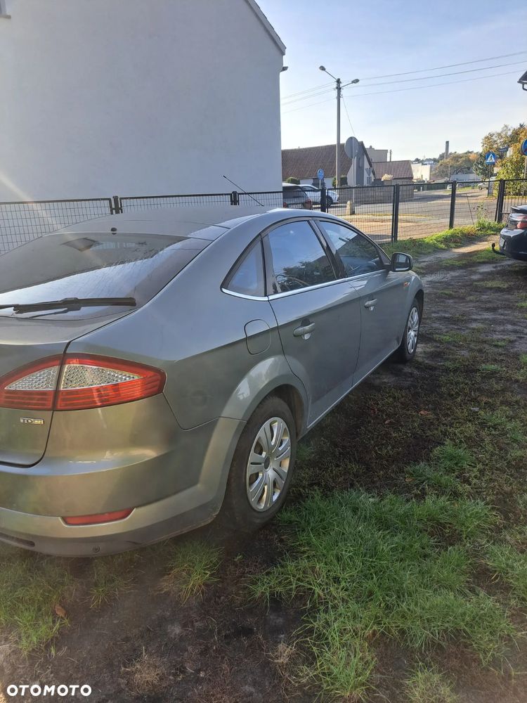 Ford Mondeo 2.0 TDCi Black Magic - 13