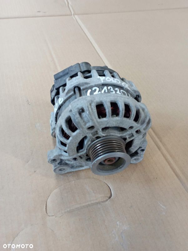 VW POLO 6C 1.0 MPI ALTERNATOR 90A 14V 04C903023E - 2