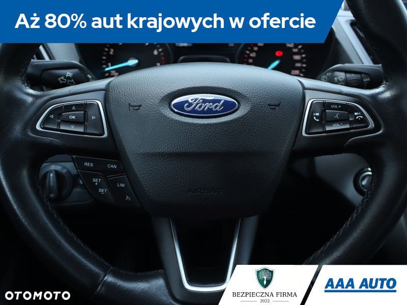Ford Kuga - 22