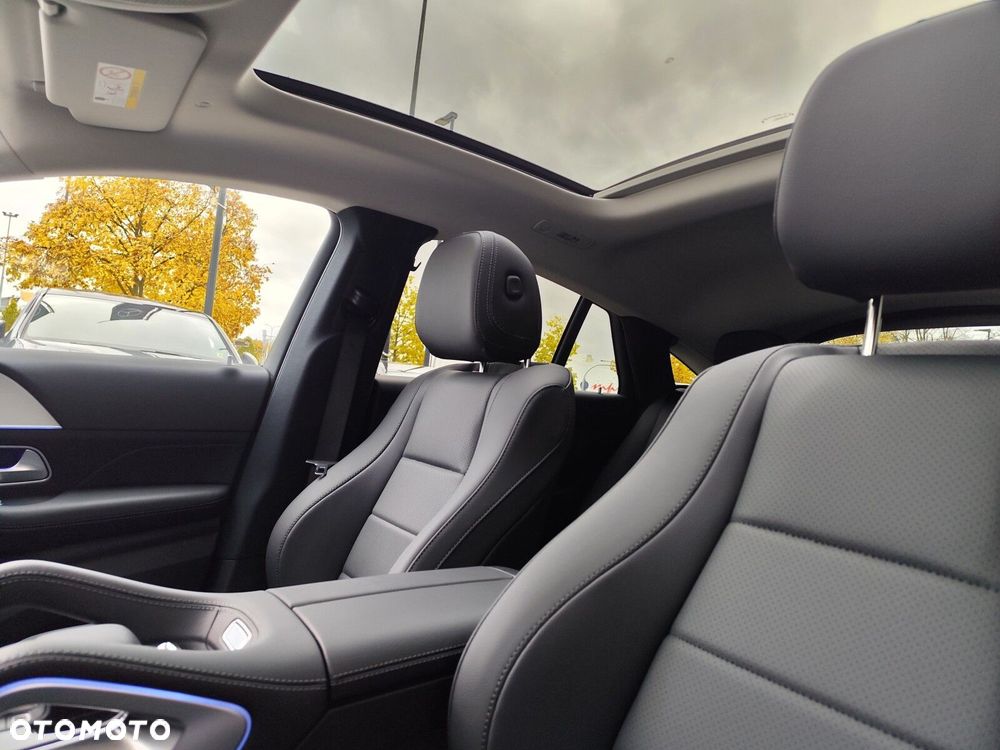 Mercedes-Benz GLE - 12