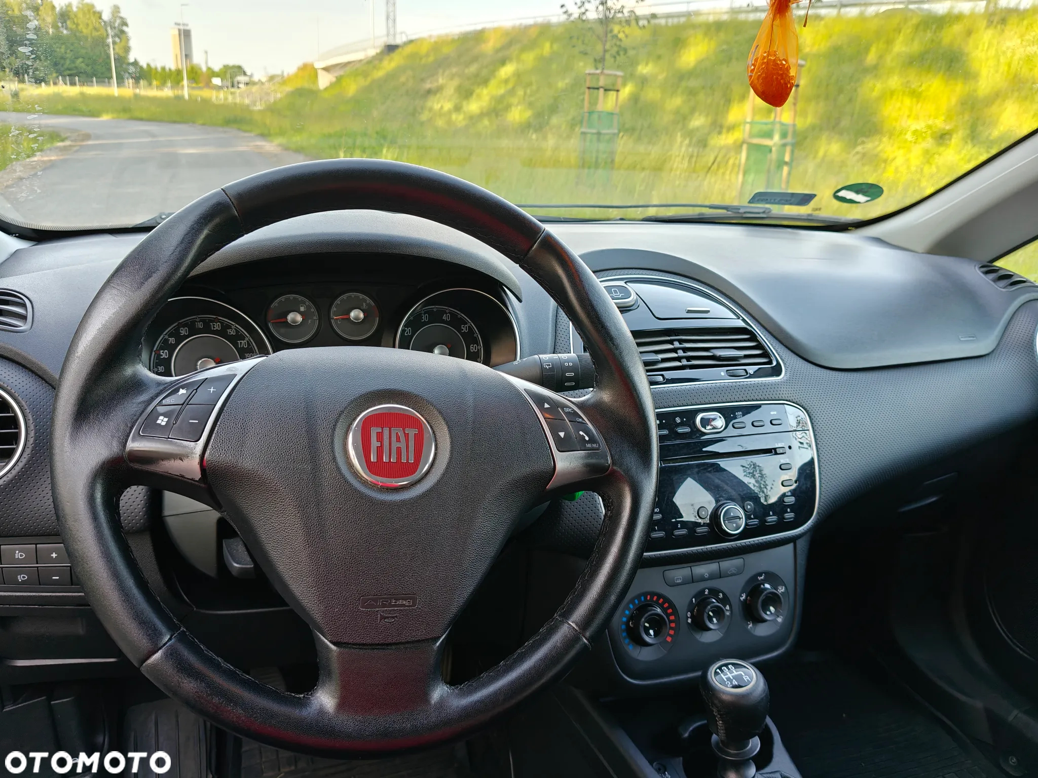 Fiat Punto Evo 1.4 8V Estiva Blue&Me - 4