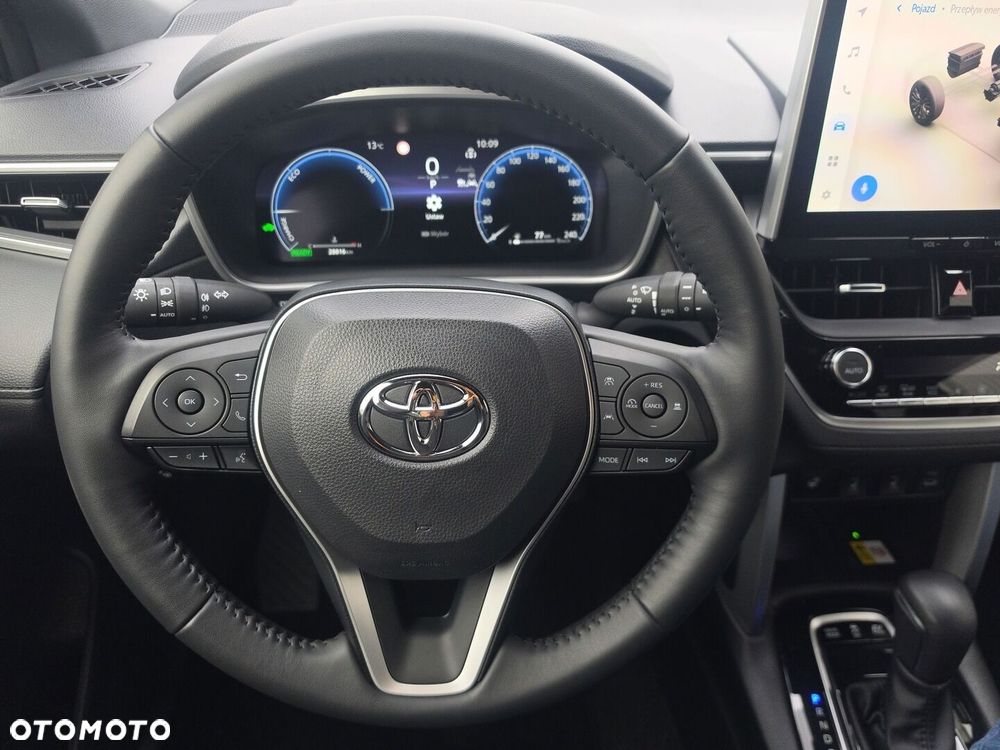 Toyota Corolla Cross 2.0 Hybrid Executive - 12
