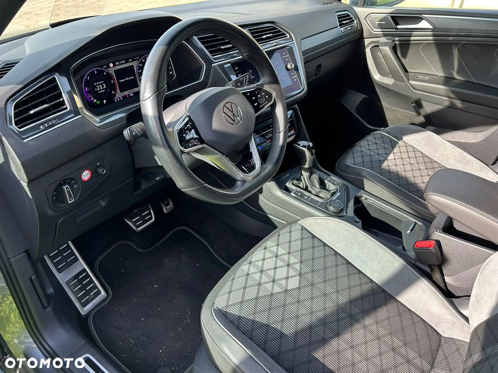 Volkswagen Tiguan 2.0 TDI SCR 4MotION DSG R-Line - 21
