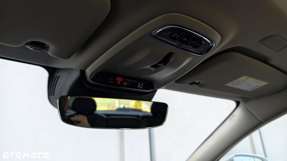 Volvo V60 T6 AWD Recharge Geartronic Inscription - 27