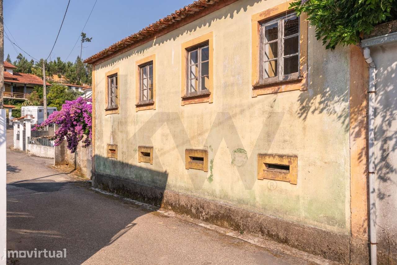 Quinta Tradicional T3 com terreno 1653m2, anexos, poço e espigueiro em - Grande imagem: 2/31