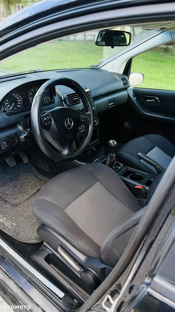 Mercedes-Benz Klasa A 170 Elegance - 8