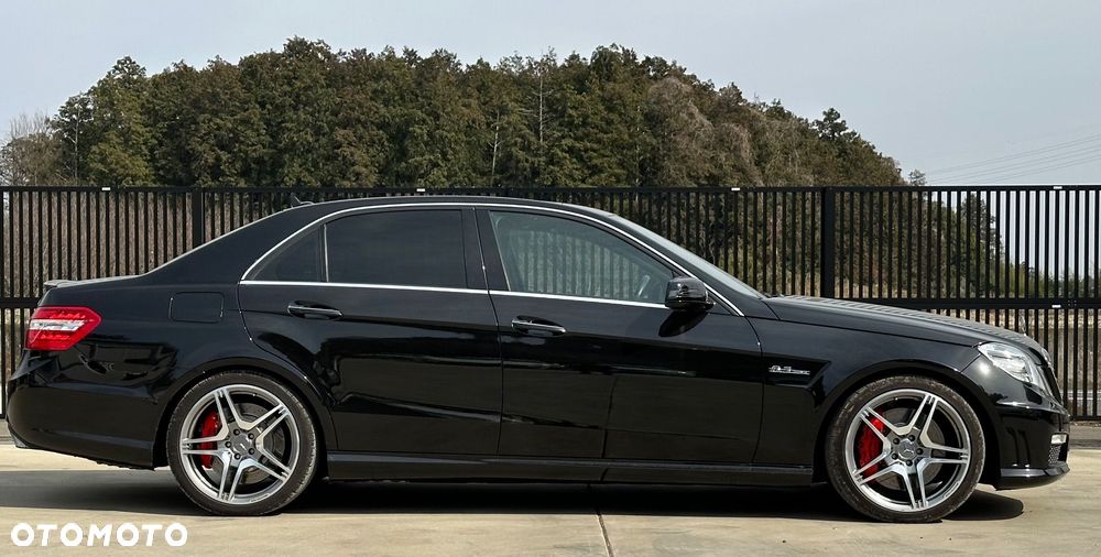 Mercedes-Benz Klasa E 63 AMG AMG Speedshift 7G-MCT - 16