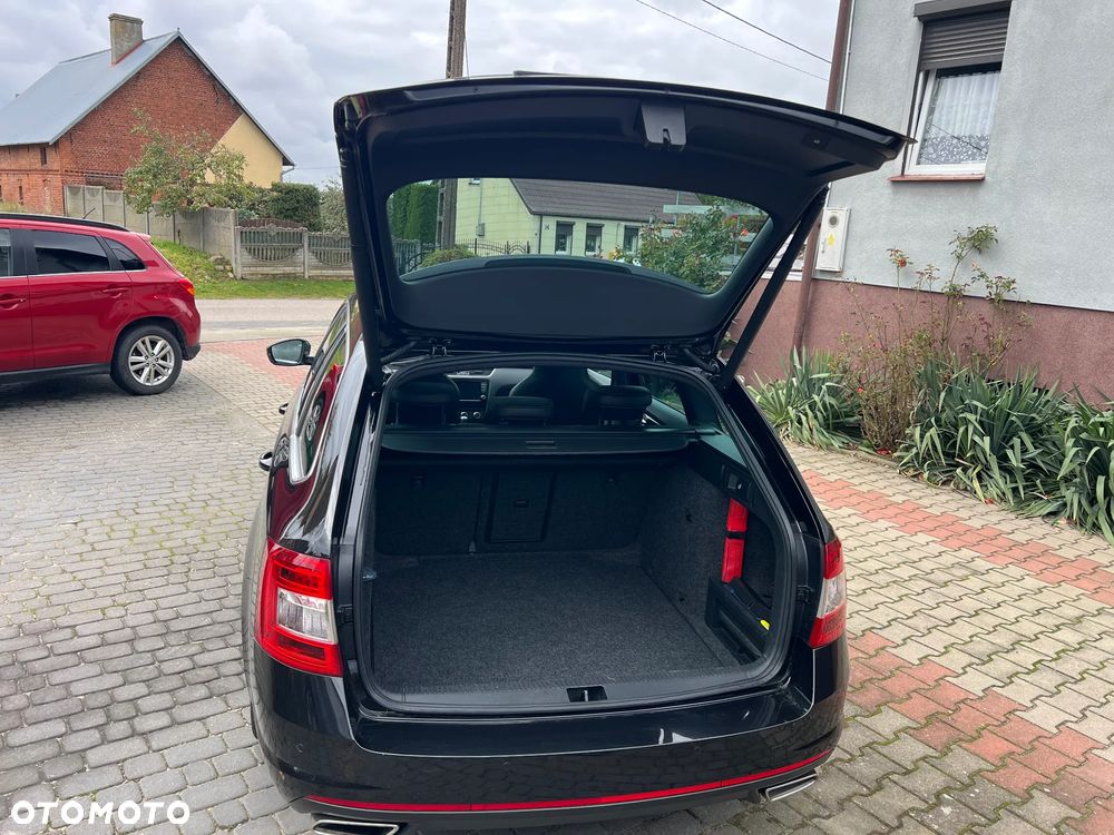 Skoda Octavia 2.0 TDI RS DSG - 28