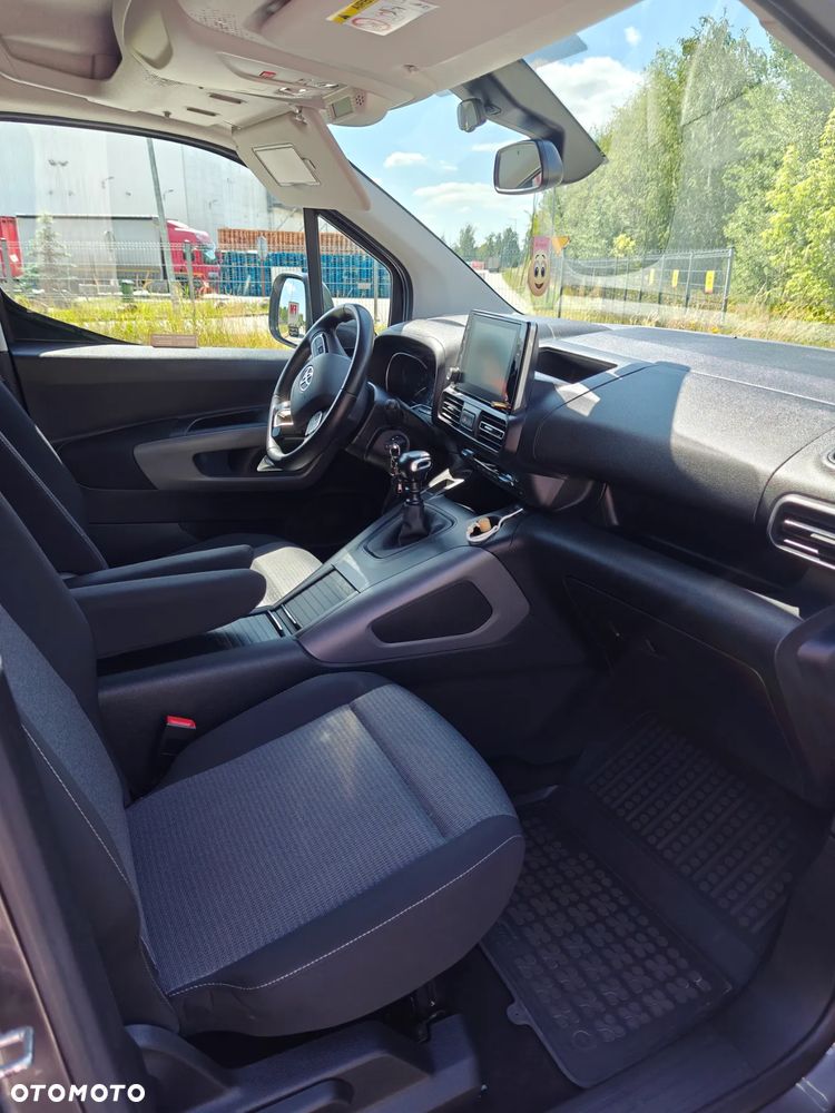 Toyota Proace City Verso 1.5 D-4D Family - 19