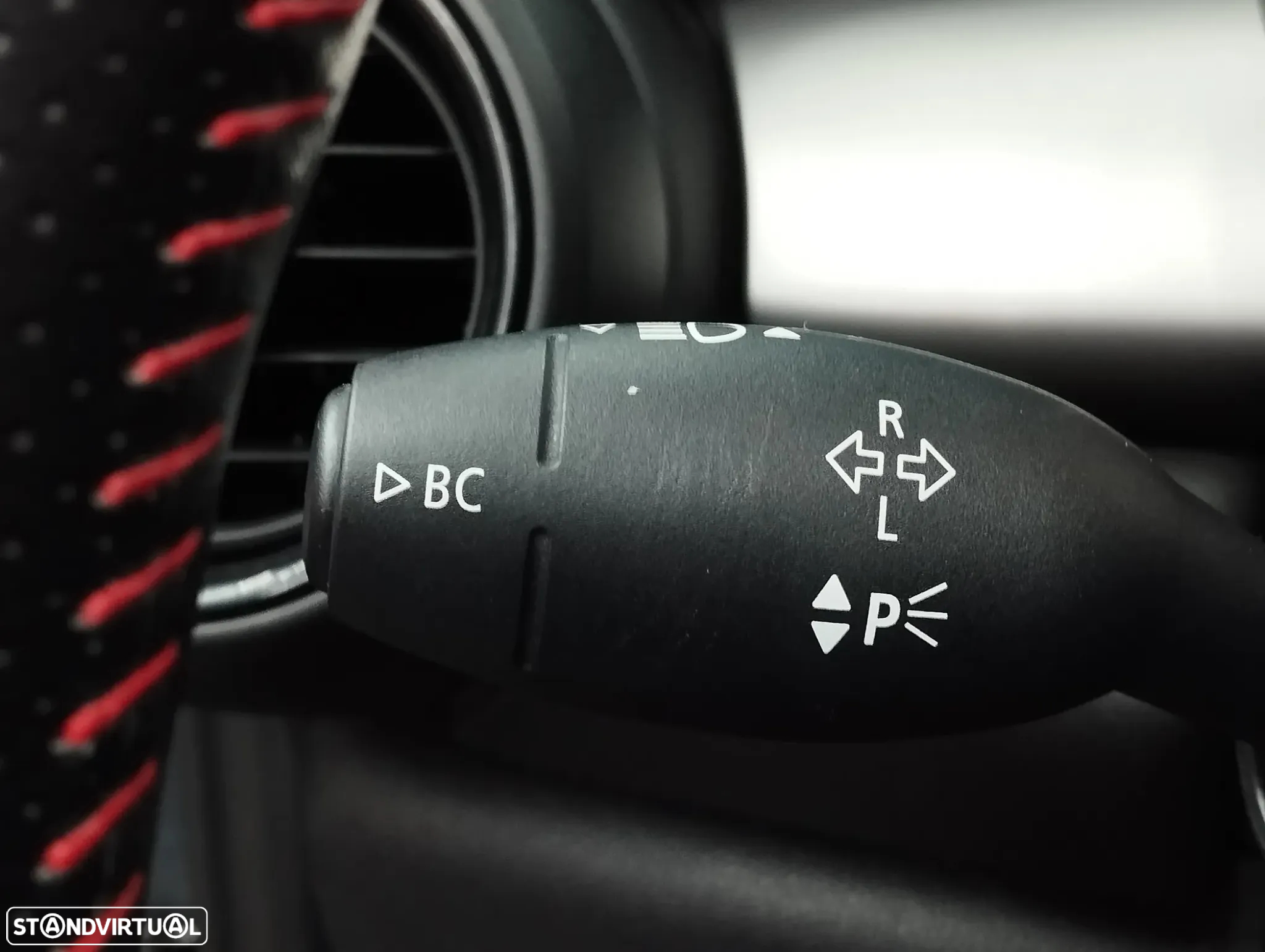 MINI Cabrio John Cooper Works Auto Desportiva - 30