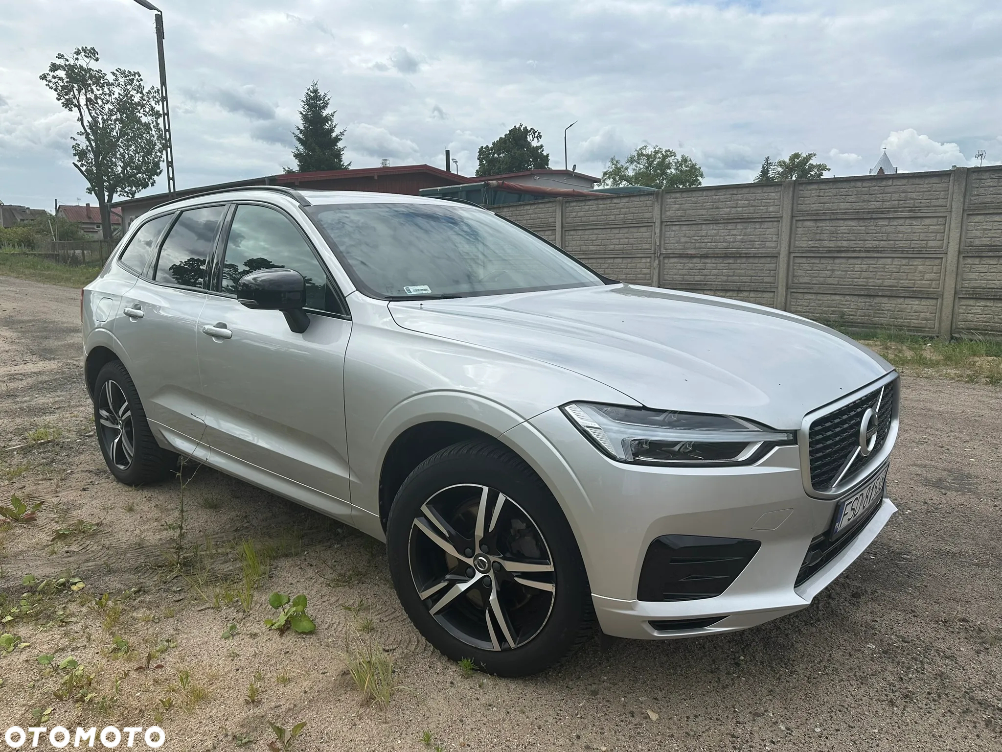 Volvo XC 60 T4 R-Design - 3