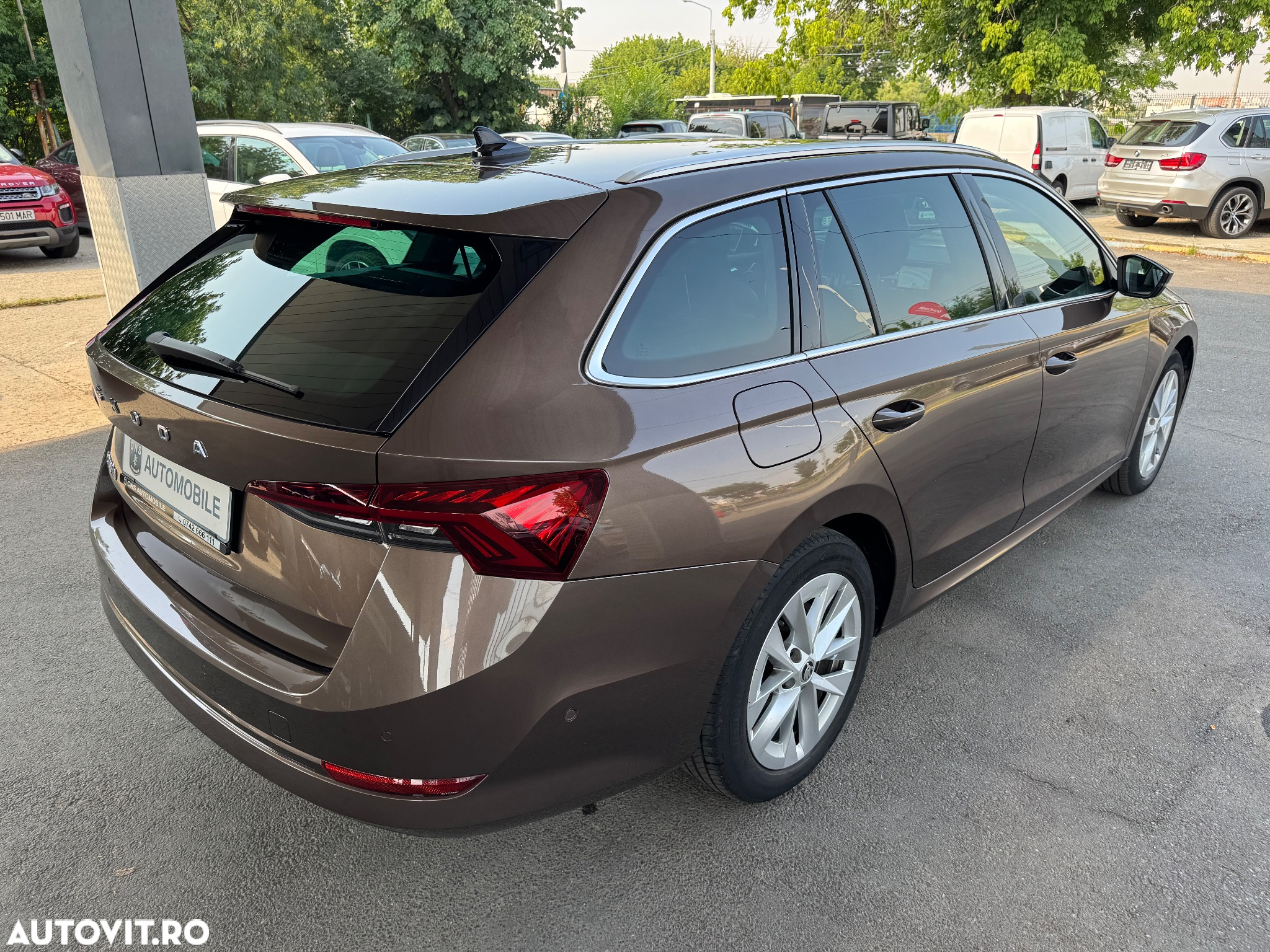 Skoda Octavia Combi Diesel 2.0 TDI DSG Ambition - 7