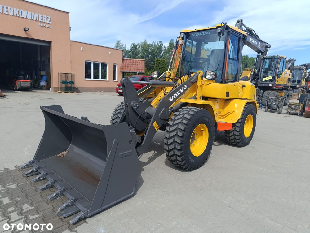 Volvo L30H - 1
