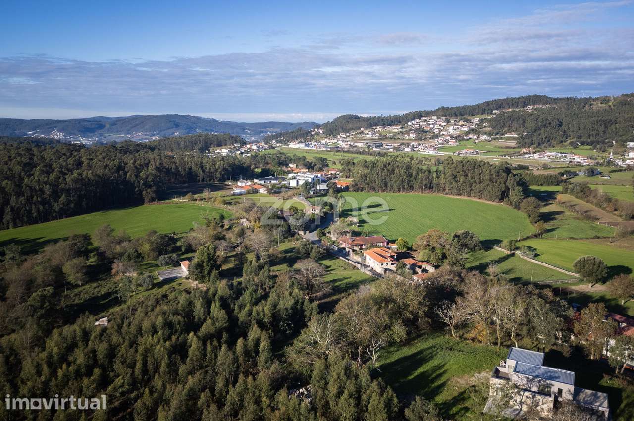 Terreno Urbano de 3053m² com Ruína - Grande imagem: 4/22