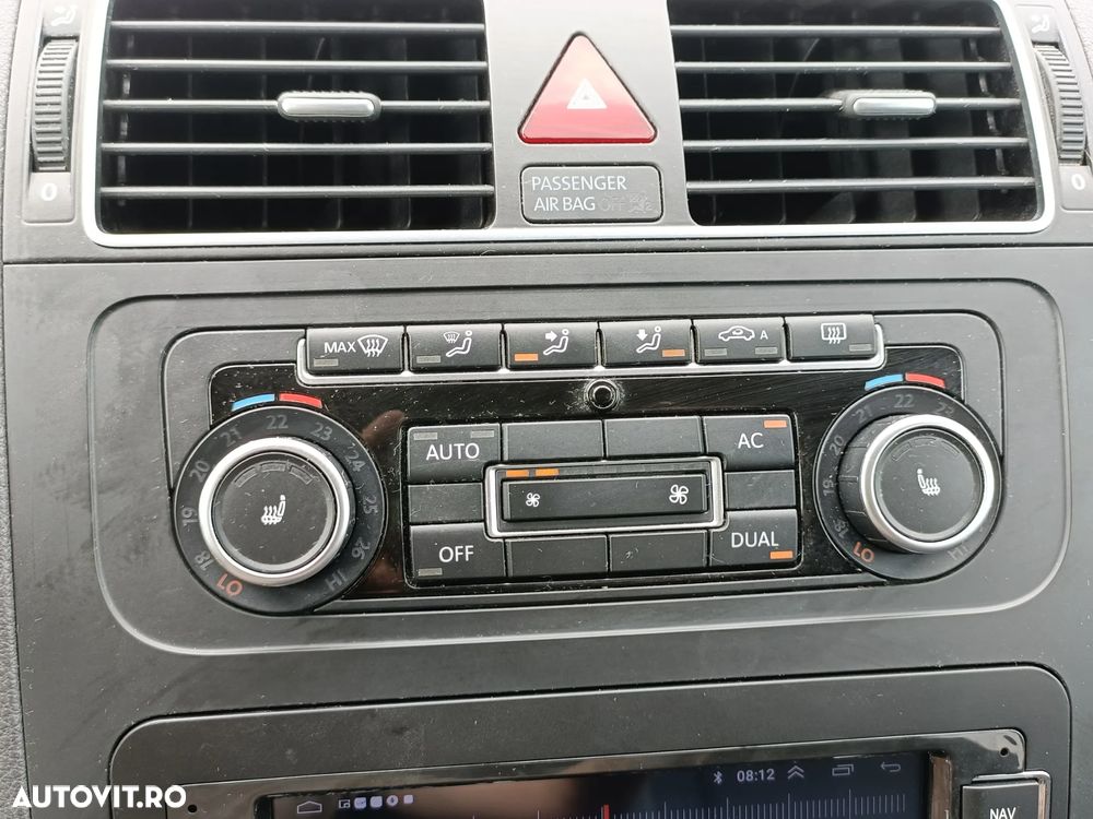 Volkswagen Touran 1.6 TDI DPF BlueMotion Technology Comfortline - 21