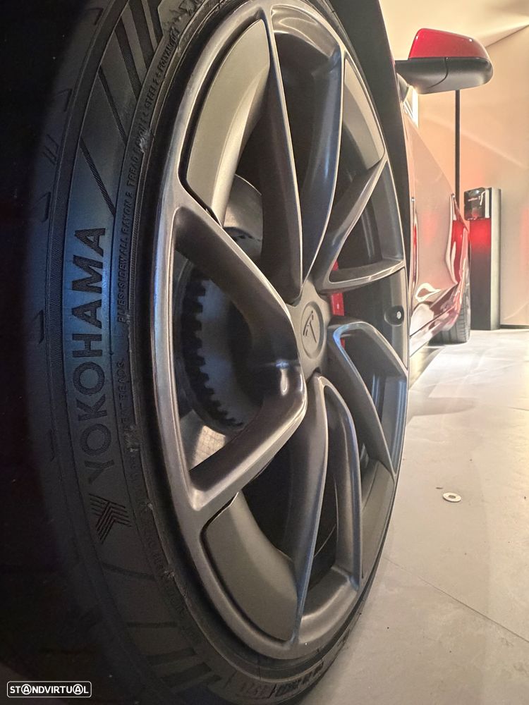 Tesla Model 3 Performance Tração Integral - 16