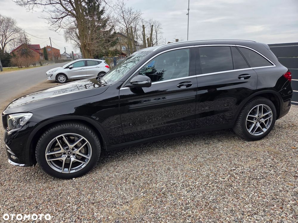 Mercedes-Benz GLC 250 d 4Matic 9G-TRONIC AMG Line - 15