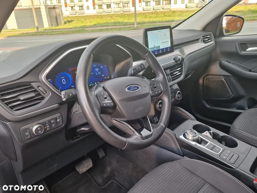 Ford Kuga - 30