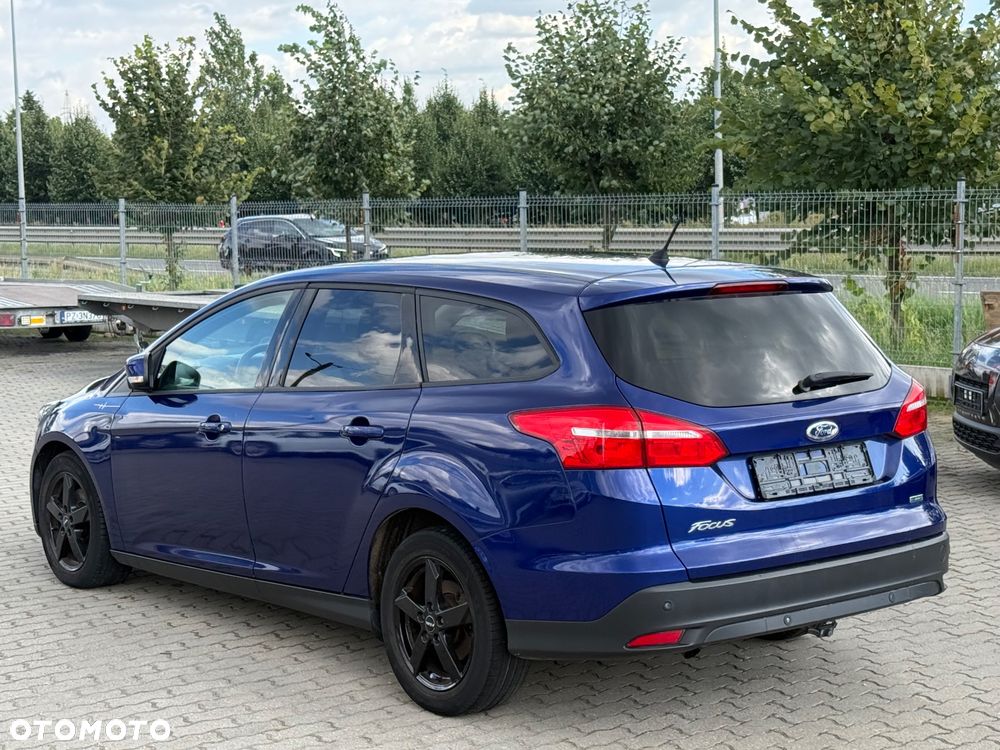 Ford Focus 1.0 EcoBoost Titanium - 8