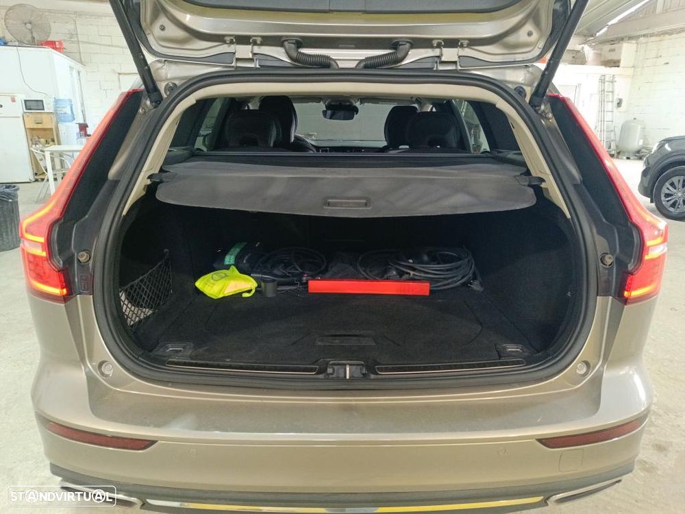 Volvo V60 2.0 T6 AWD TE Inscription Expression - 11