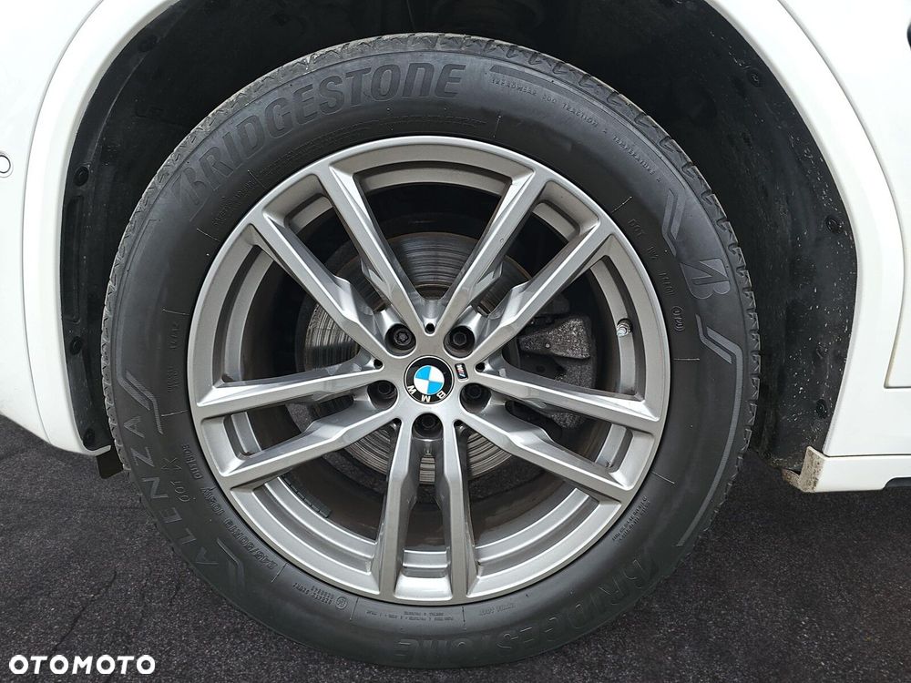 BMW X4 - 10