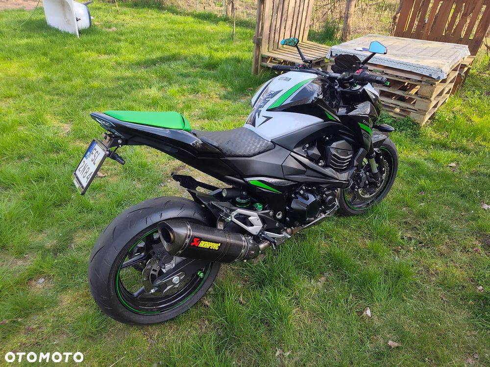 Kawasaki ZR - 8
