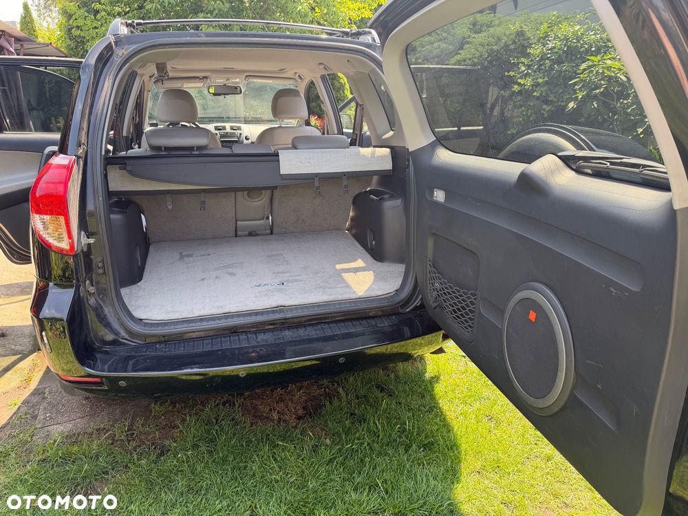 Toyota RAV4 - 20