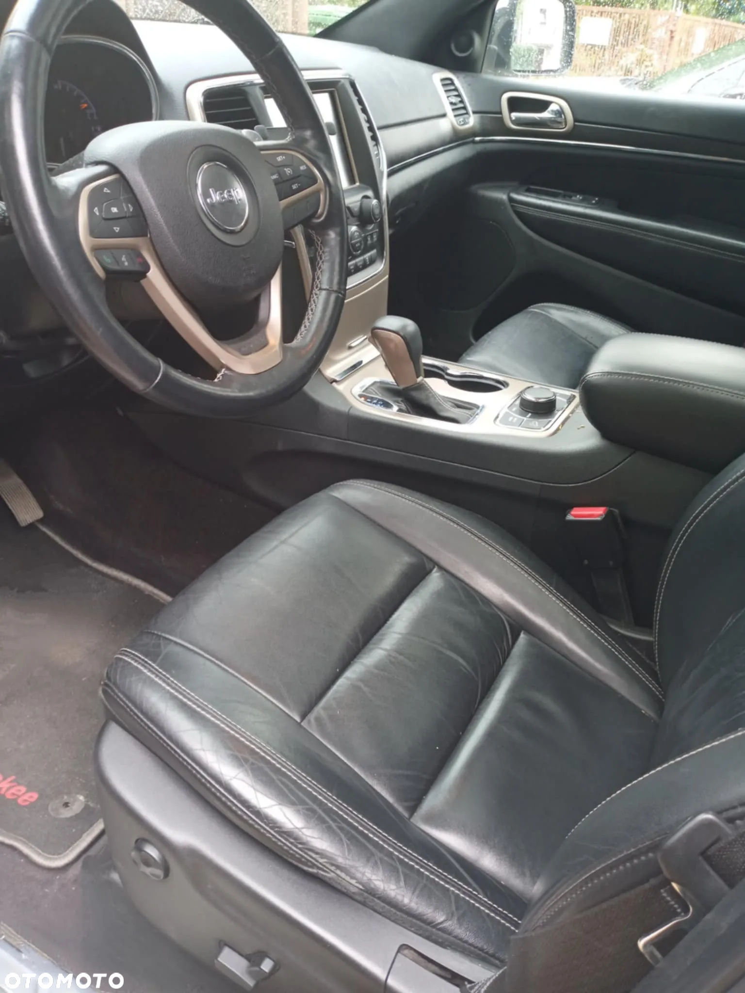 Jeep Grand Cherokee - 9