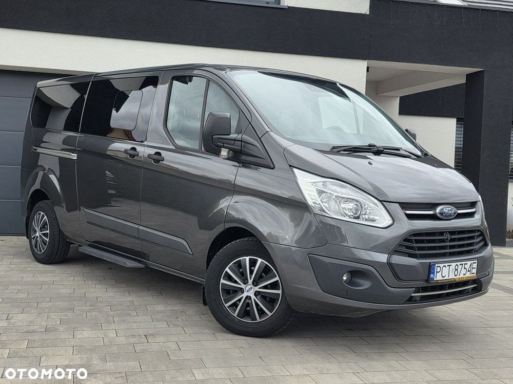 Ford Tourneo Custom - 2