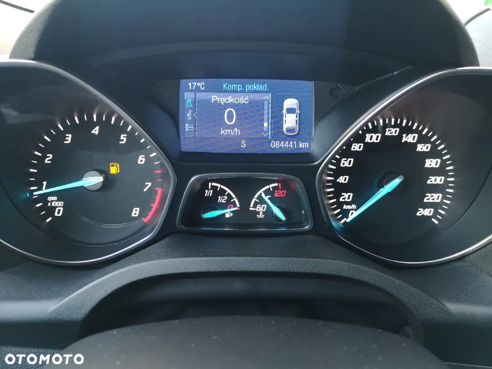 Ford Kuga 1.5 EcoBoost 2x4 Trend - 16