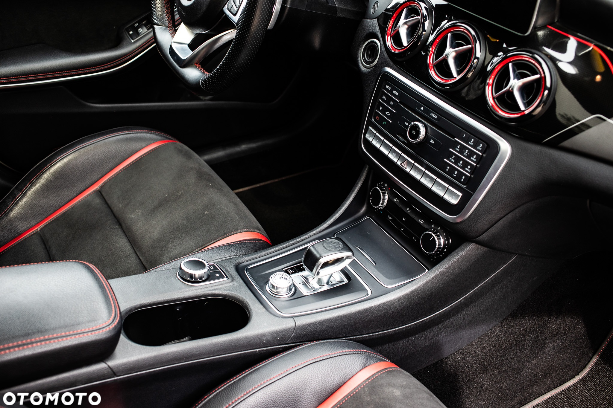 Mercedes-Benz CLA AMG 45 4-Matic - 16