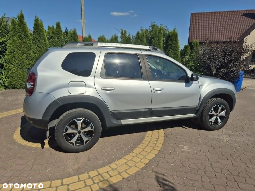 Dacia Duster 1.6 SCe Urban Explorer S&S - 2