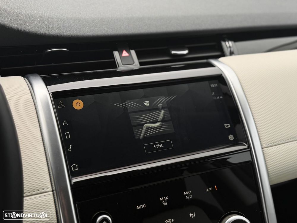 Land Rover Discovery Sport P300e R-Dynamic S - 27